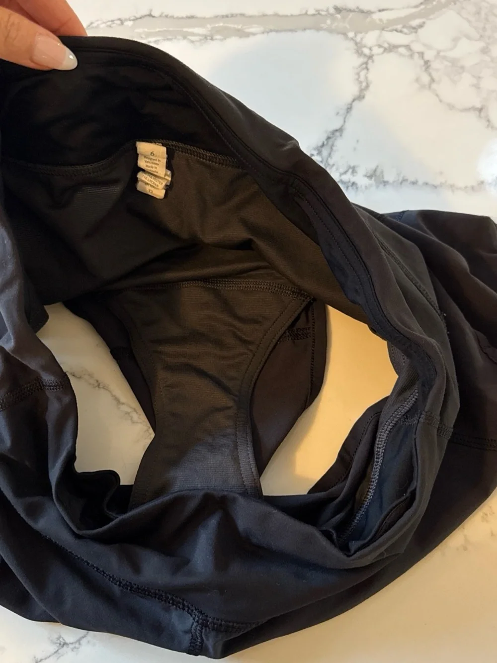 Lululemon black athletic shorts 6